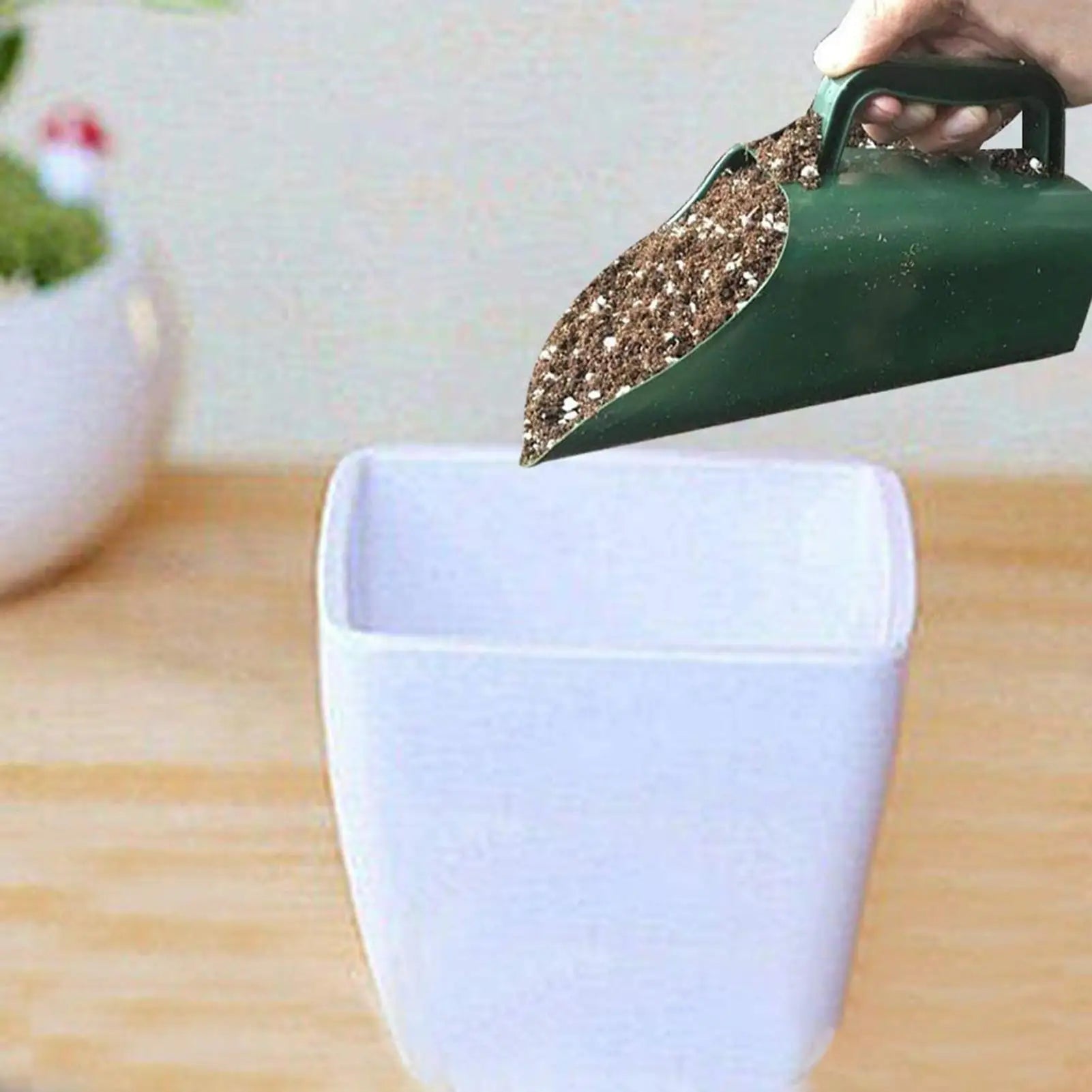 Ergonomic Leaf Shovel Garden Hand Scoop